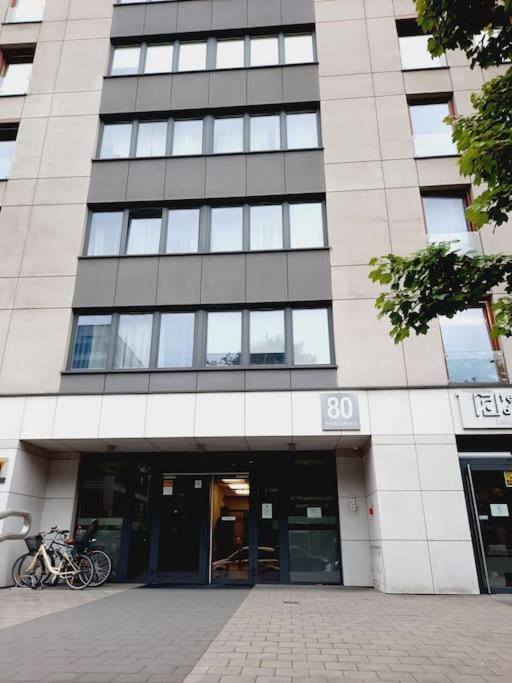 Apartament Z Podziemnym Parkingiem Ulica Wroclawska Cracóvia Exterior foto