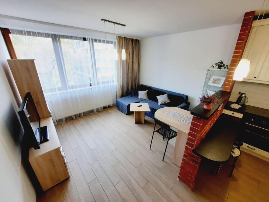 Apartament Z Podziemnym Parkingiem Ulica Wroclawska Cracóvia Exterior foto
