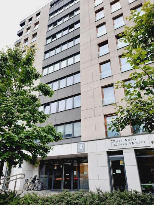 Apartament Z Podziemnym Parkingiem Ulica Wroclawska Cracóvia Exterior foto